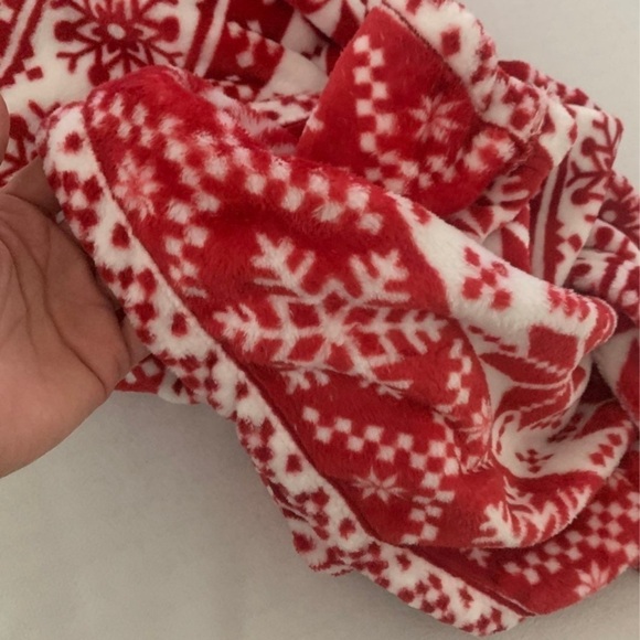 (NWT) Happy Holidays Super Soft Throw 50"X70” - Picture 9 of 10